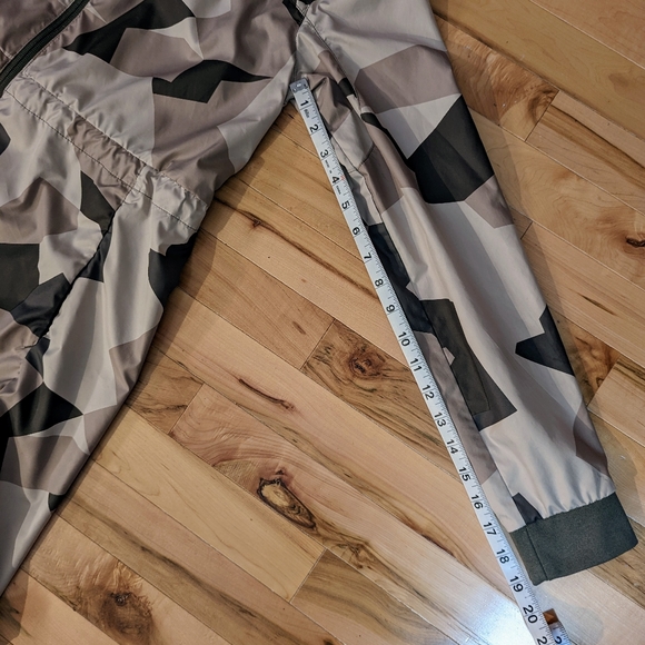 Northface Windwall Jacket. Size XS. EUC. - Picture 13 of 13